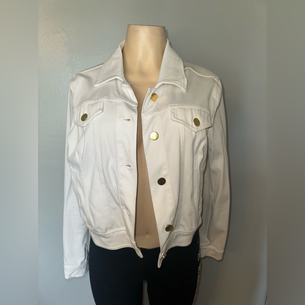 Thalia Sodi white cropped jacket